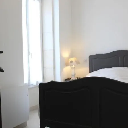 Semesterbostad Superbe Maison De Maitre Au Calme - 18 Pers. - Fr-1-246a-61