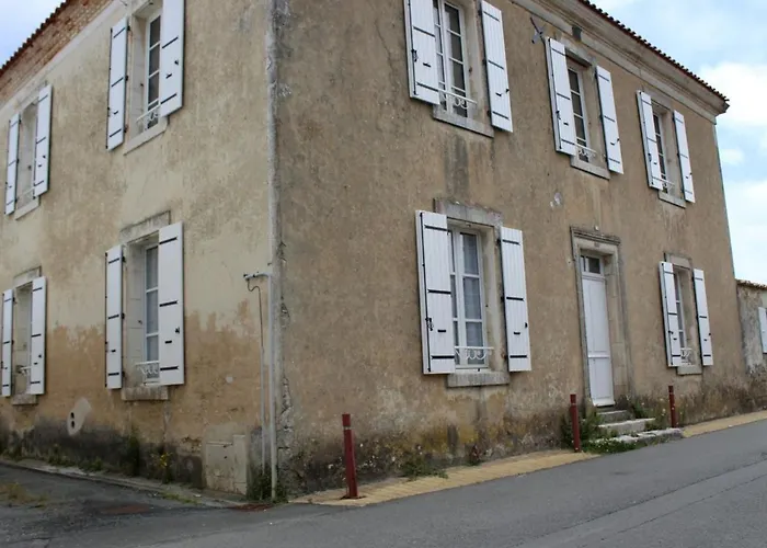 Maison De Maître à Saint-georges-d'oléron - 18 Couchages - Animaux Admis - Fr-1-246a-61 Hébergement de vacances